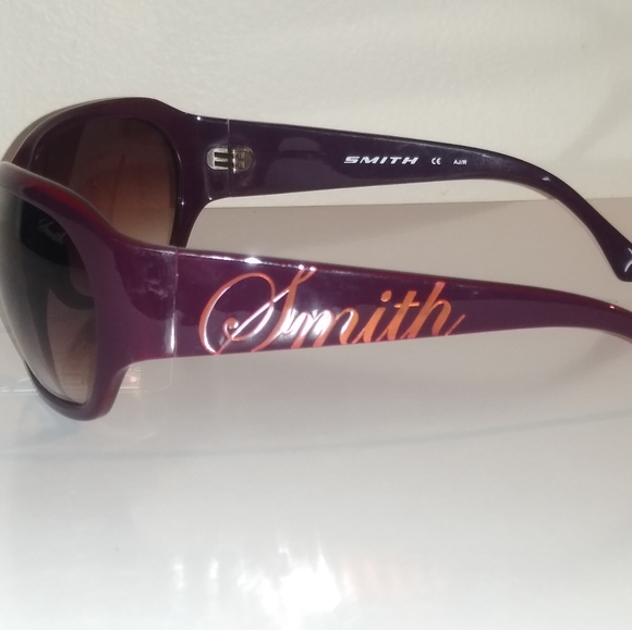 SMITH OPTICS - Cameo Sunglasses -Red Pearl
